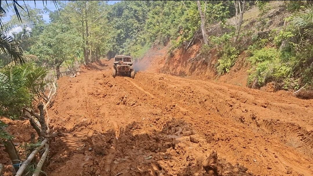 Masih Tanah Berlumpur, Jalan Talang Empat–Pondok Kubang Bengkulu Tengah Diusulkan ke Kementerian PU