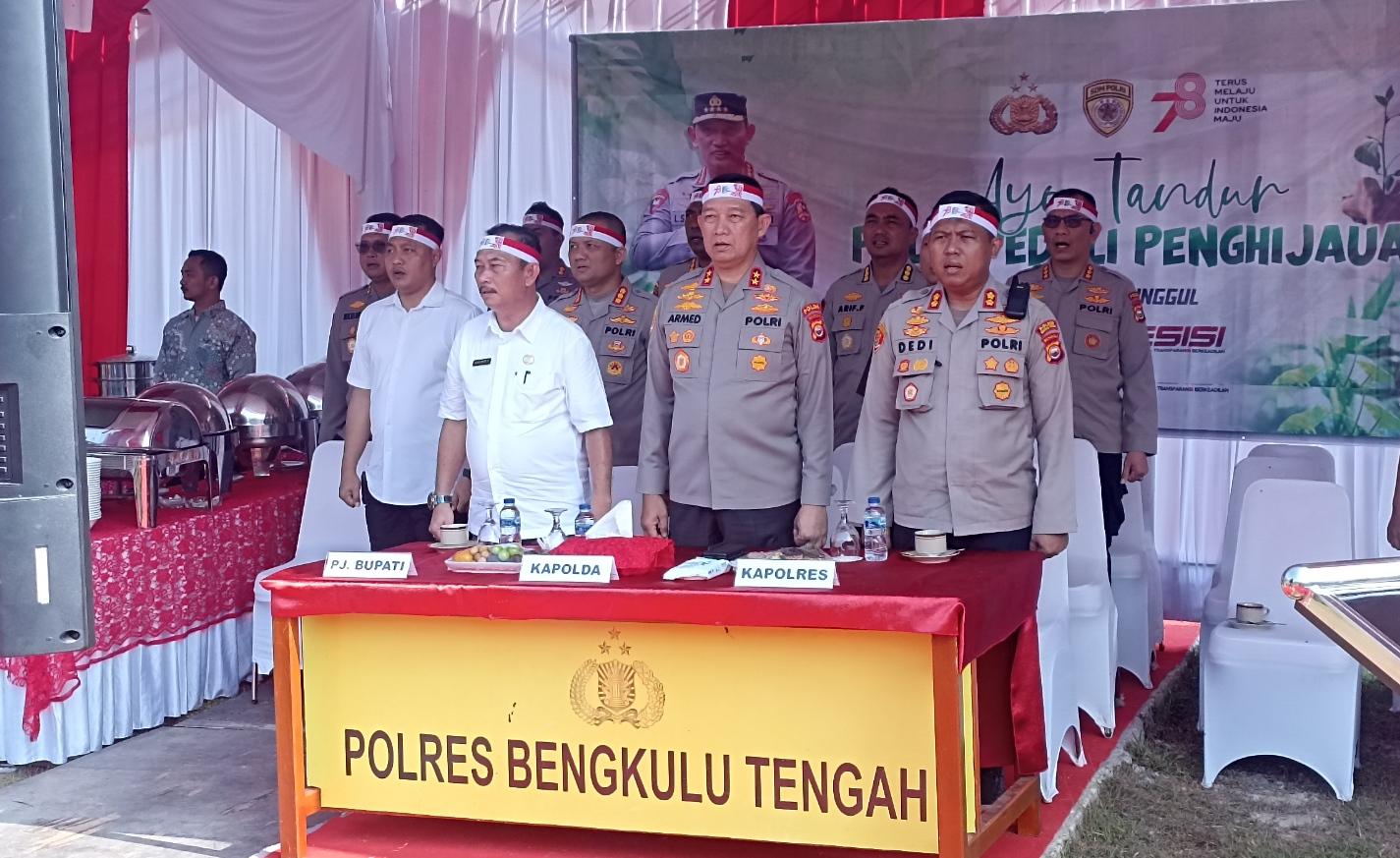 Penanaman-pohon-di-Polres-Bengkulu-Tengah-3747.jpg