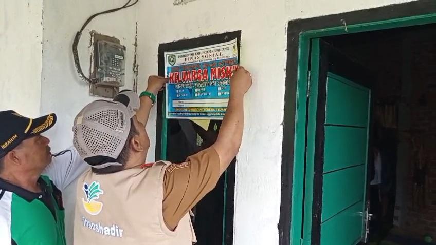 Rumah Penerima Bansos di Kepahiang Dipasangi Stiker Keluarga Miskin, Warga Akui Malu dan Pasrah