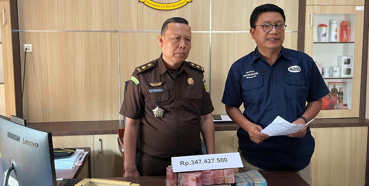 Korupsi Dana BOS SMPN 17, Kejari Bengkulu Terima Pengembalian Uang Pengganti dan Denda Rp347 Juta