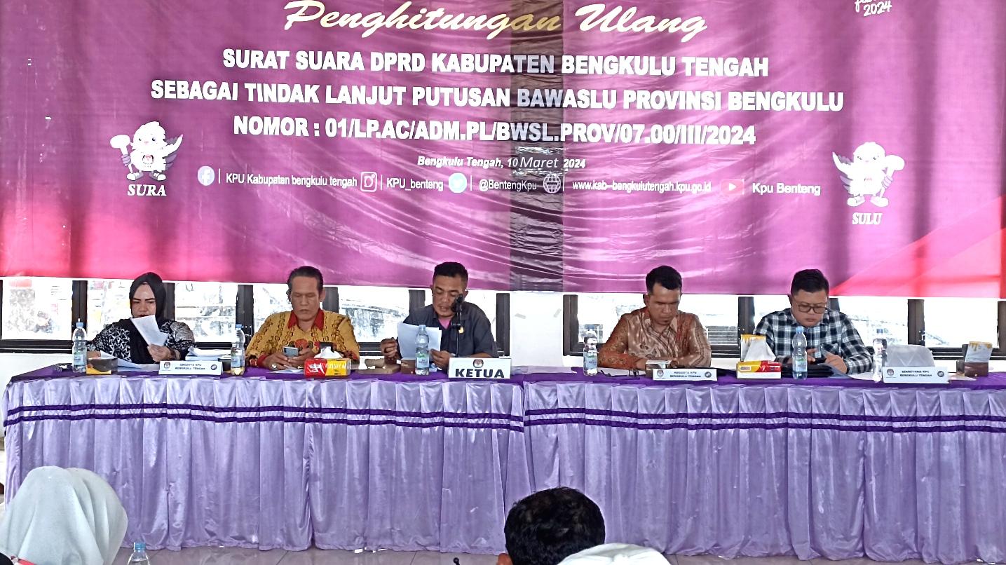 Perhitungan-ulang-surat-suara-DPRD-Kabupaten-Bengkulu-Tengah-3.jpg