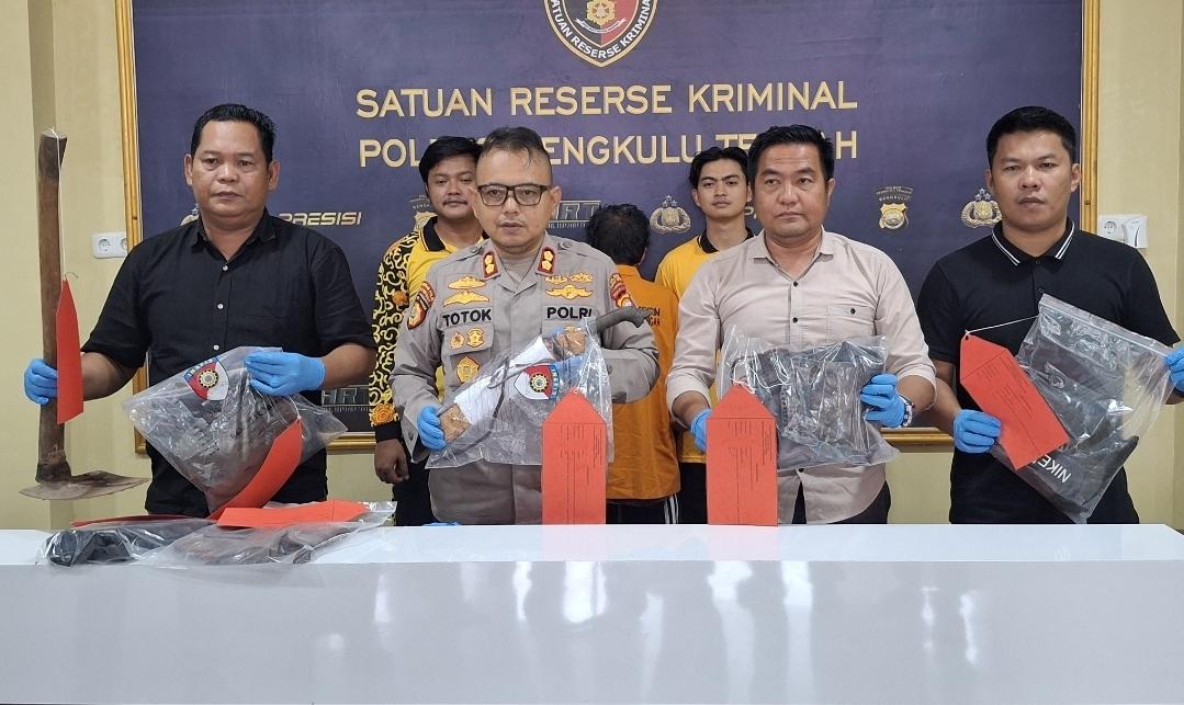 Polisi-Ungkap-Fakta-Baru-di-Balik-Pembunuhan-Anak-Tiri-di-Bengkulu-Tengah-Ternyata-Membela-Diri.jpg