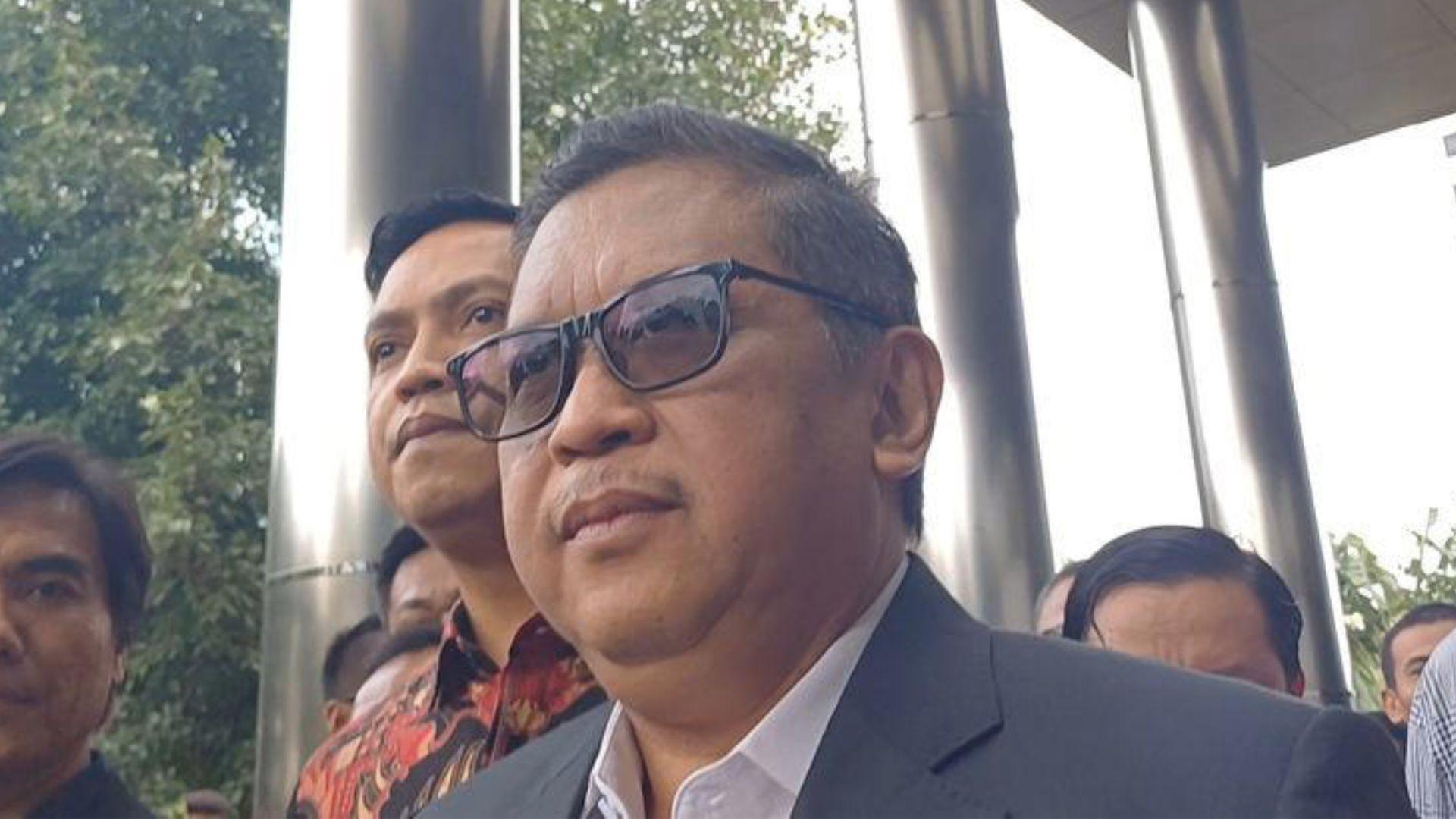 Sekretaris-Jenderal-PDIP-Hasto-Kristiyanto-tiba-di-Gedung-Merah-Putih-sbs.jpg