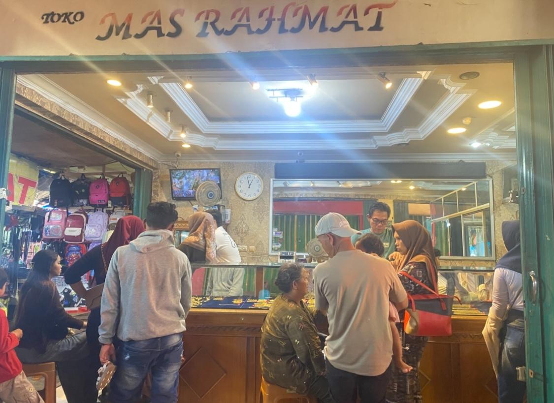 Update-harga-emas-di-Bengkulu-Selatan-Sabtu-6-Desember.jpg