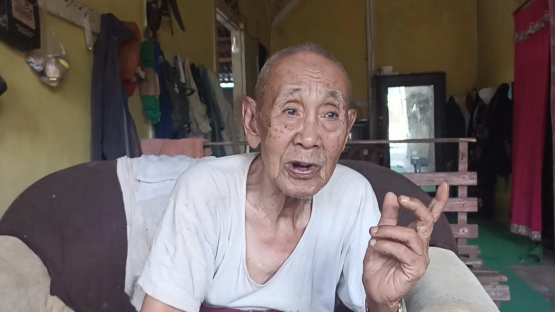 Zaini-Veteran-asal-Kepahiang-yang-menjadi-penjaga-Perron-dari-Belanda.jpg
