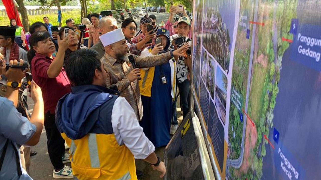 helmi-hasan-danau-dendam-23532.jpg