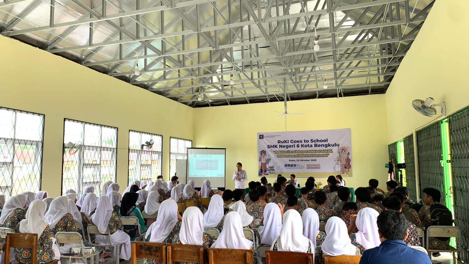 Kanwil Kemenkum Bengkulu Edukasi Siswa tentang Kekayaan Intelektual Lewat RuKI Goes to School