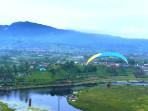 Aktivitas-Paralayang-di-Rejang-Lebong-Bengkulu.jpg