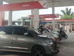 Antrean-panjang-pengisian-BBM-bersubsidi111.jpg