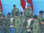 Detik-Detik-SBY-Ogah-Salami-Kapolri-Listyo-Sigit-Saat-HUT-ke-80-TNI-Ada-Apa.jpg