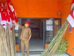 Kepala-kesbangpol-BS-Arjo-Arifin-pemasangan-500-lembar-bendera-merah-putih.jpg