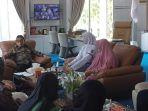 Mutia-Az-Zahran-Berpamitan-dengan-Bupati-Kepahiang-sebelum-berangkat-ke-Jakarta.jpg