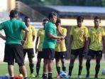 Pelatih-Timnas-U-16-Bima-Sakti.jpg