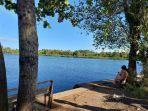 Pengunjung-danau-dendam.jpg