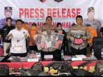 Rilis-musang-polda-14102025.jpg