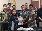 Sempat-Ogah-Minta-Maaf-Dokter-di-Palembang-yang-Tuduh-Penjual-Pempek-Curi-Hp-Ungkap-Alasan-Damai.jpg