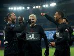 Sergio-Ramos-Dimainkan-Saat-PSG-Menghadapi-Maccabi-Haifa-di-Liga-Champions-Terpaksa-Gunakan-3-Bek.jpg