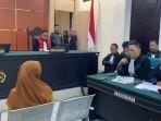 Sikap-Tegas-Supriyani-Bantah-Kesaksian-Ibu-Korban-Saat-Sidang-di-PN-Andoloo-Konawe-Selatan.jpg