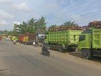antrian-truk-sawit-di-benteng.jpg