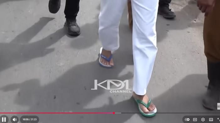 Gubernur sandal jepit, Dedi Mulyadi