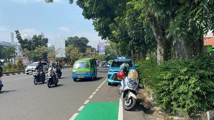 Jalur Sepeda di Baranangsiang Bogor jadi Tempat Ngetem Kendaraan, Komunitas Bike To Work Geram