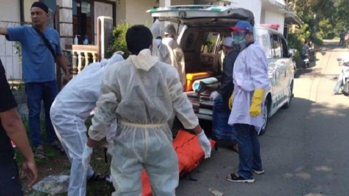 Jasad Pria Membusuk di Perumahan Caringin Bogor, Warga Kaget Temukan Binatang Kecil di Tubuh Korban