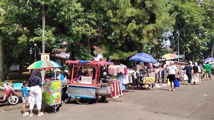 PKL Serbu Pendaftaran untuk Berjualan saat CFD di Cibinong Bogor, Kuota 150 Lapak Sudah Full