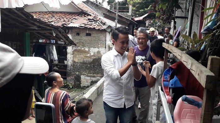 Temukan Sungai Jernih Tapi Banyak Sampah di Kota Bogor, Paslon Sendi - Melli: Harus Diperhatikan