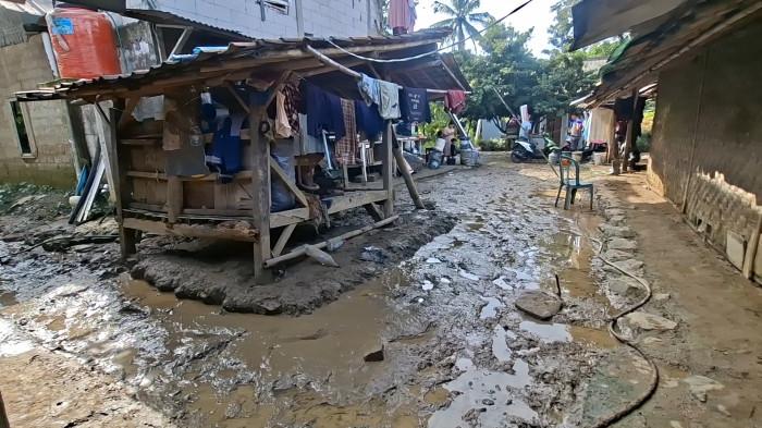 BANJIR DI BOGOR - Penampakan area kampung langganan banjir di Kampung Babakan Cicerewed, Desa Cijayanti, Kecamatan Babakanmadang, Kabupaten Bogor, Senin (25/5/2026).