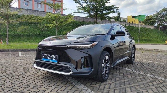 Cuma Ada 50 Unit, Ini Kecanggihan Mobil Listrik Toyota BZ4X yang Dibandrol Rp 1,1 Miliar