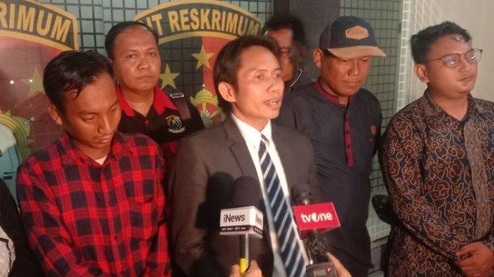 Wajah Lesu Teman Pegi Usai 6 Jam Diperiksa Polisi, Kekeuh Tersangka Kasus Vina Ada di Bandung