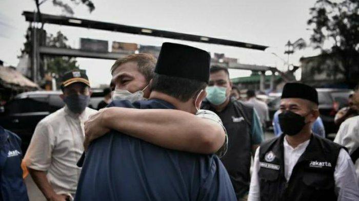 Tak Peduli Dicap Pencitraan, Anies Umbar Janji untuk Korban Kebakaran Pasar Gembrong: Tetap Optimis