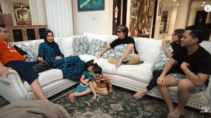 Rumahnya Ditawar Atta Segini, Anang Ogah 'Lepas' Studionya, Ashanty : Barang Udah Tua Gitu ya Allah