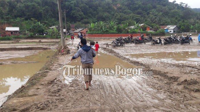 Diterjang Banjir Bandang, Ribuan Warga di Cigudeg Bogor Terisolir, Begini Kondisinya