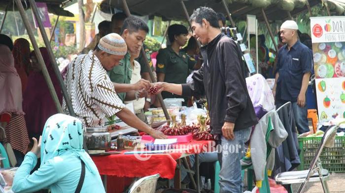 Kodim 0621 Gelar Bazaar Ramadhan, Sembako Dijual di Bawah Harga Pasaran