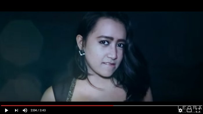 Dihujat Netizen karena Dianggap Terlalu Vulgar, Ini Cerita Dibalik Lagu Berjudul 'Becekin Adek Bang'
