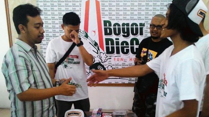 Unik, Komunitas Bogor Diecaster Jadikan Angkot Sebagai Maskotnya