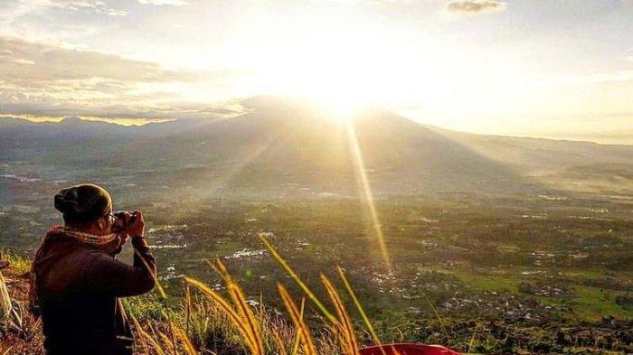 5 Rekomendasi Tempat Wisata Bukit di Bogor, Suguhkan View Gunung, Bisa Buat Berkemah