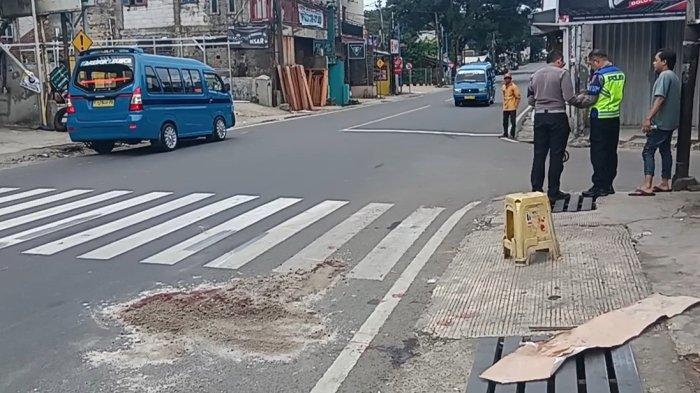 Masuk ke Kolong Truk Tangki di Jalan Raya Bogor-Sukabumi, Pengendara Yamaha Lexi Tak Bergerak