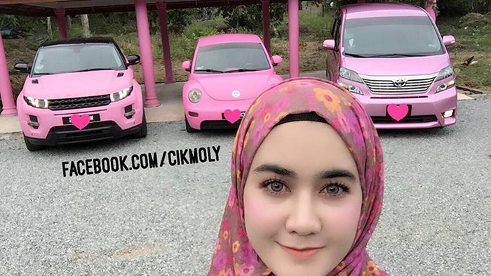 Wanita Cantik Ini 'Gila' Warna Pink, Lihat yang Dilakukan Pada Mobil Mewahnya