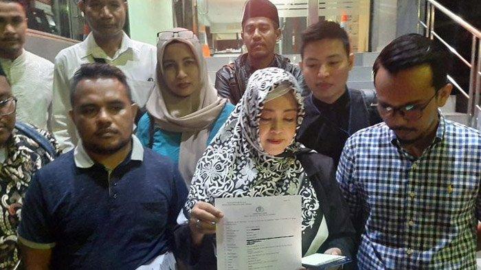 Dosen UI Ade Armando Dilaporkan karena Unggah Meme Anies Baswedan Berwajah Joker