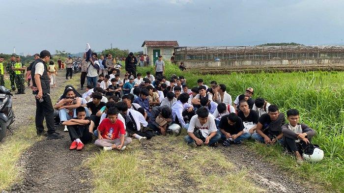 100 Anggota Gangster Bocimi Berulah di Bogor, Keluyuran Bawa Petasan Hingga Alat Setrum Listrik