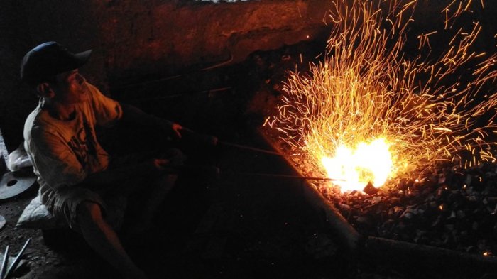 Gong Factory, Tempat Pembuatan Gong di Bogor Warisan Turun Temurun Sejak Zaman Belanda