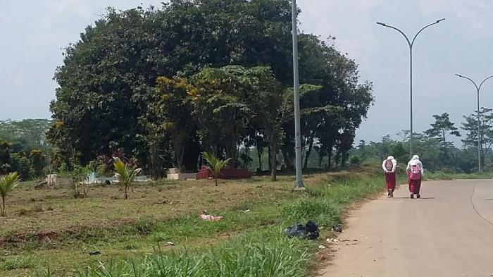 Makam Keramat Ini Akan Digali untuk Perluasan Area GOR Pakansari