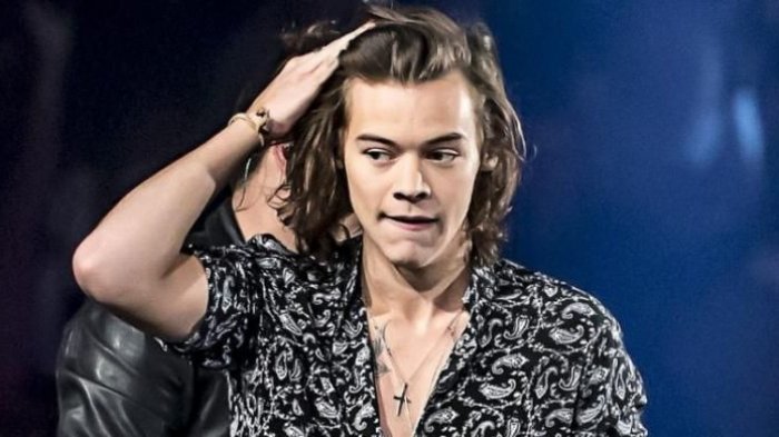 Tes Kepribadian : Belahan Rambut Ternyata Bisa Ungkap Karaktermu yang Sebenarnya, Kamu Yang Mana ?