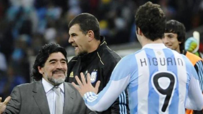 Ini Kata Maradona Soal Kepergian Higuain ke Juventus