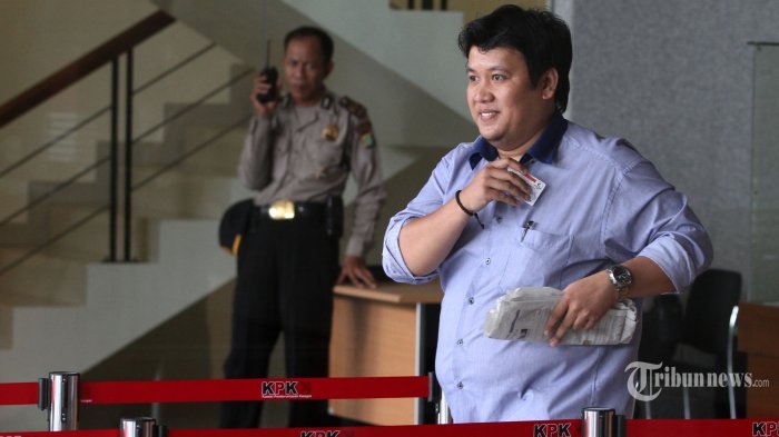 Setya Novanto Sering Tepuk Bahu, Hilman Hilang Konsentrasi dan Tabrak Tiang Listrik