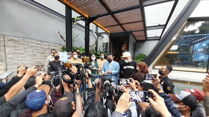 Belum Pernah Terpapar Covid-19, Hotman Paris: Tubuhku Semuanya Anti Corona