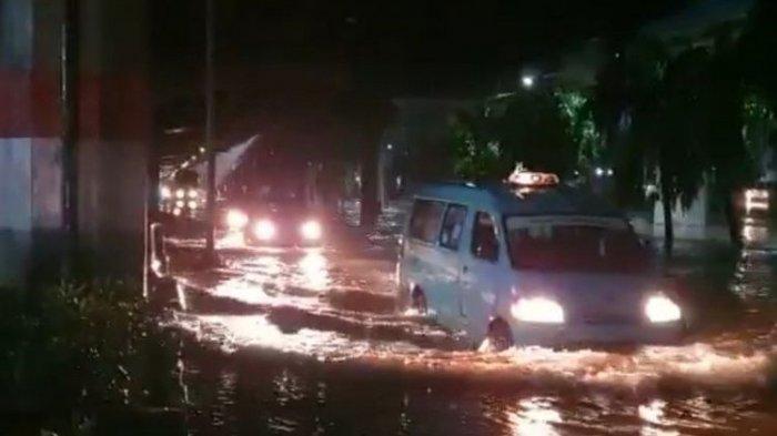 Doa Lengkap Agar Terhindar dari Musibah Banjir, Dibaca saat Hujan Mengguyur