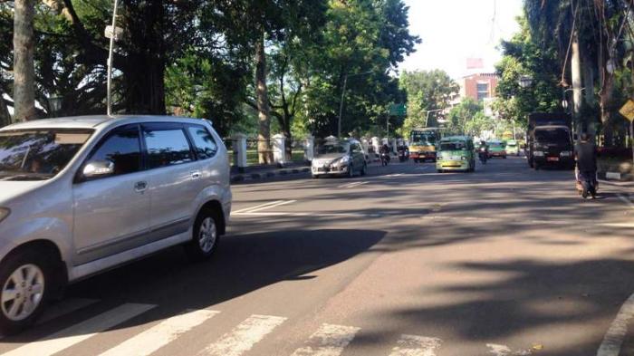 Arus Lalu Lintas di Jalan Ir H Juanda Depan Balaikota Bogor Ramai Lancar Pagi Ini